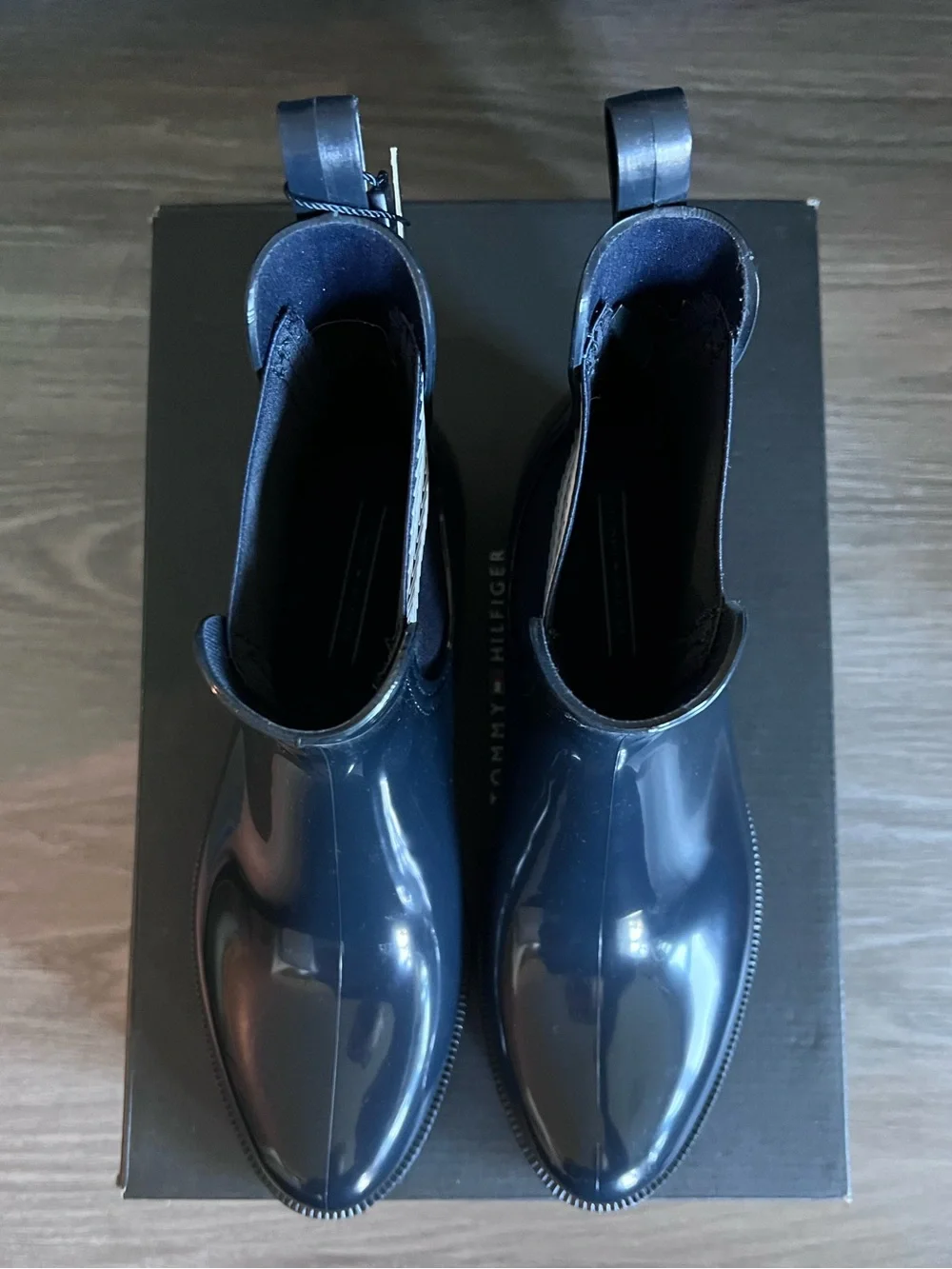 NWT Tommy Hilfiger Navy Blue Chelsea Rain Boots with Chevron Detail